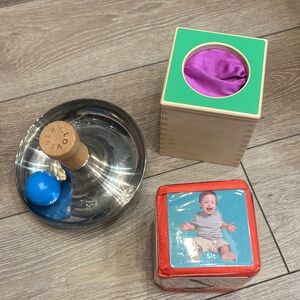 Bundle of 3 Lovevery pieces